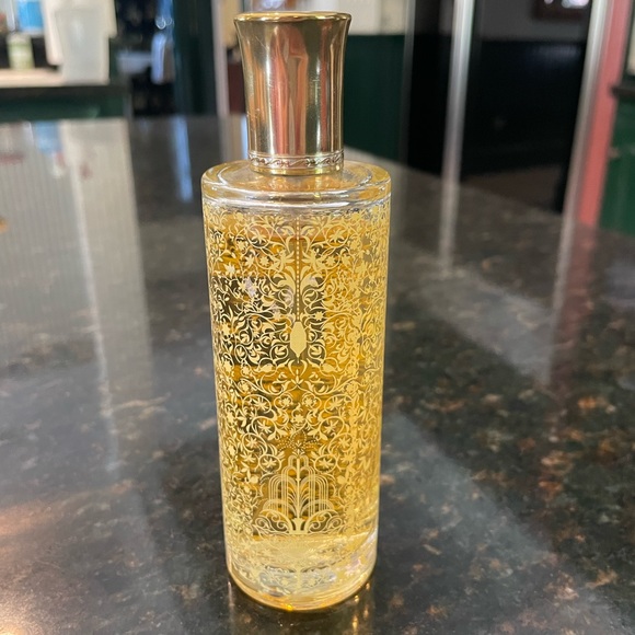 Discontinued Crabtree & Evelyn “Nadira” Room Spray, 3.4 Oz. - Picture 2 of 5